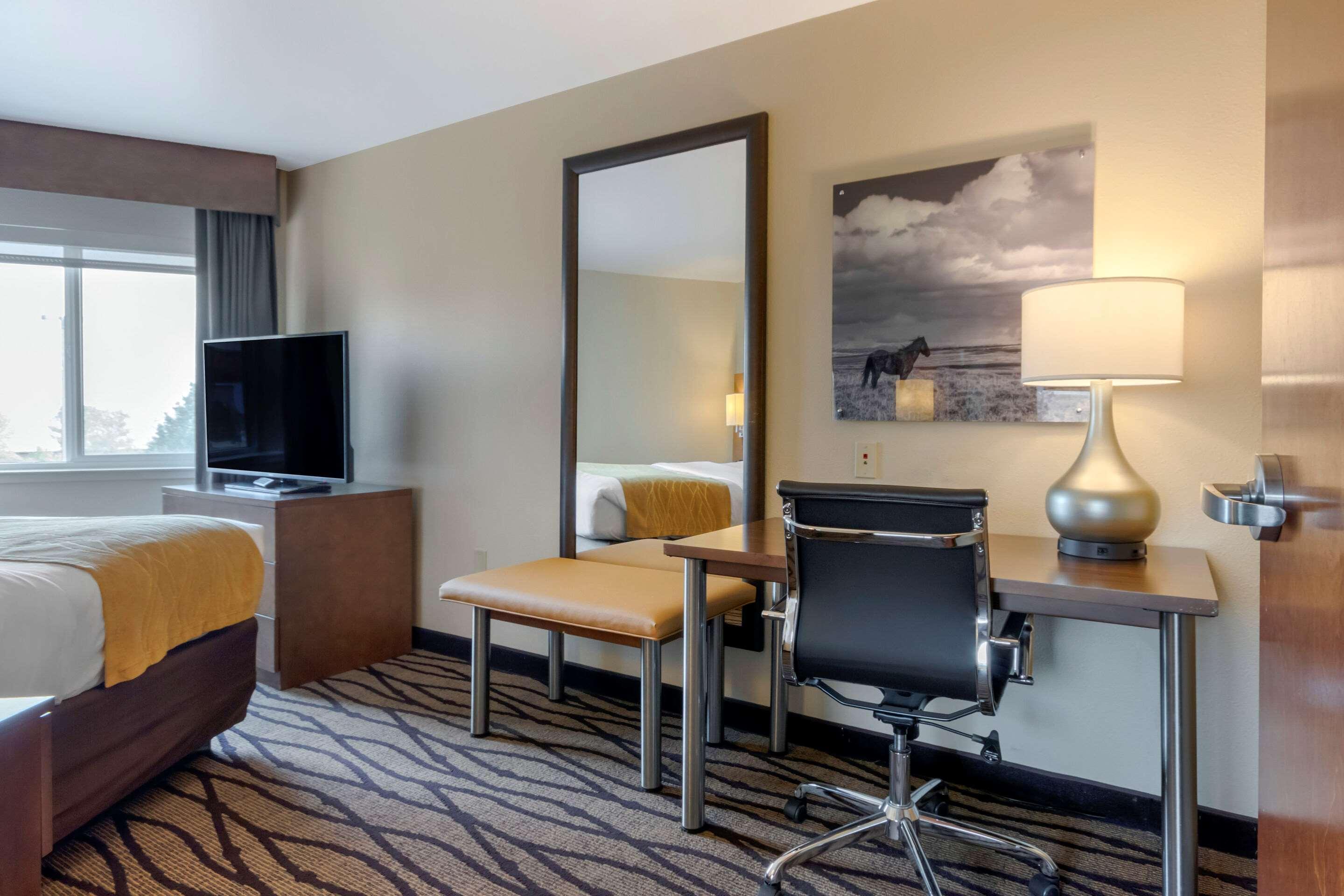 Comfort Inn & Suites Market - Airport Great Falls Kültér fotó